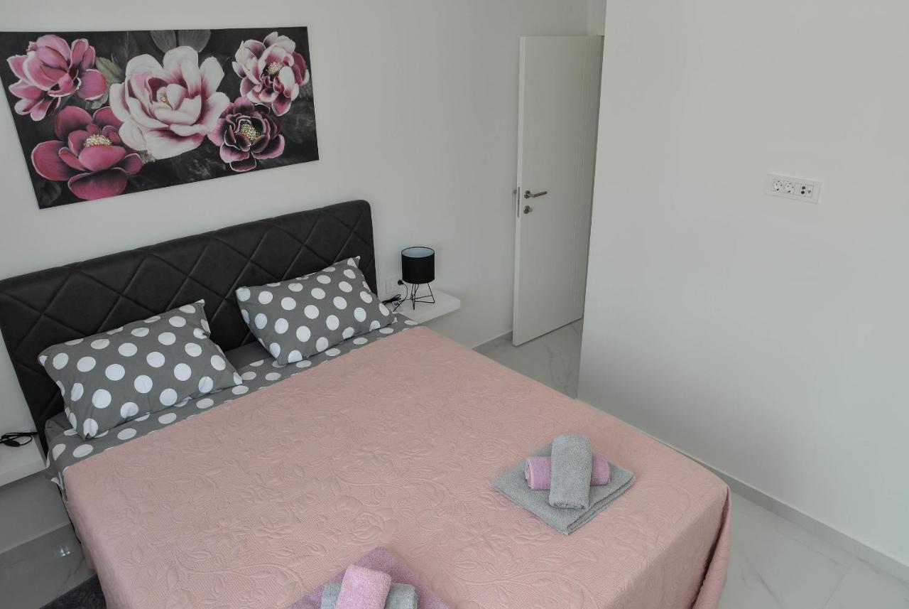 זאדאר Apartment Laura מראה חיצוני תמונה